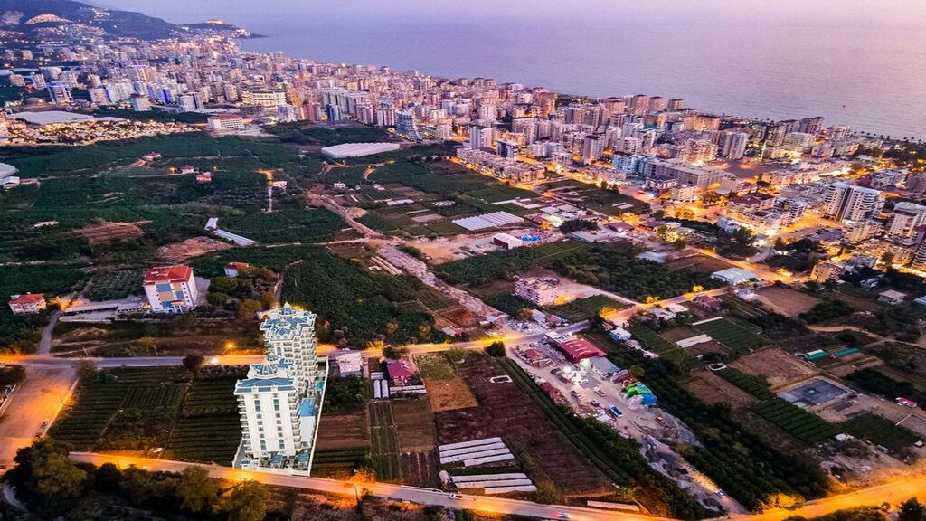 Alanya, Mahmutlar’da şık ve modern emlak projesi image